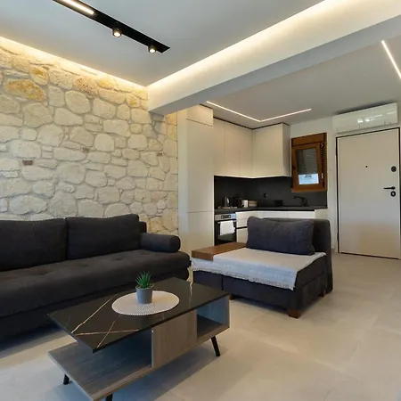 Luxury Afytos